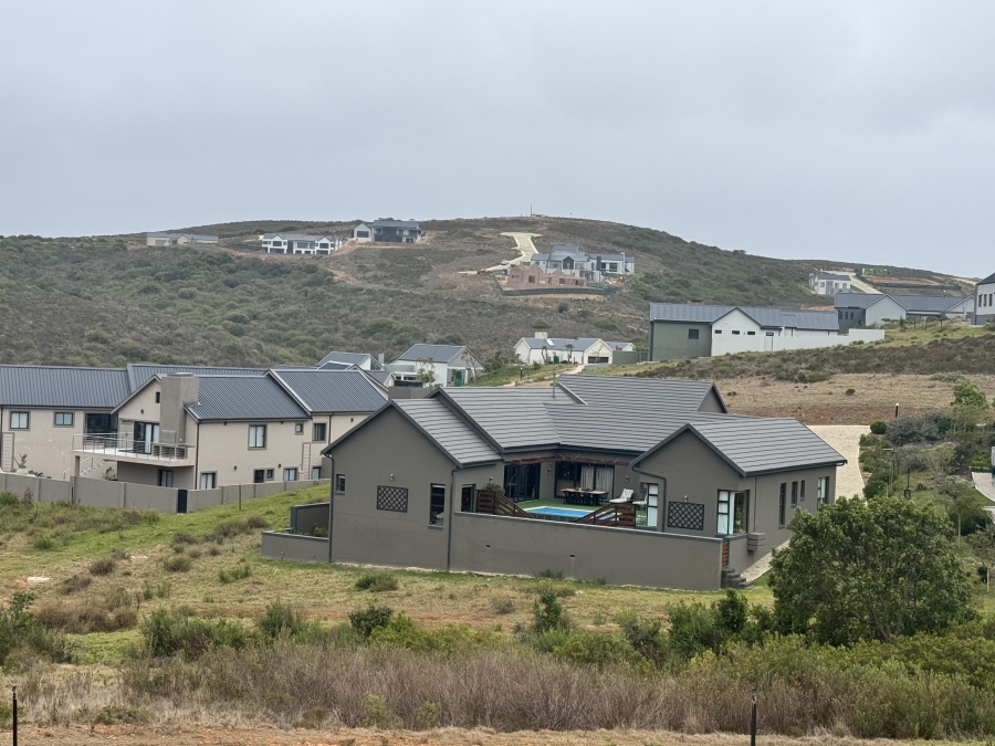 4 Bedroom Property for Sale in Outeniquasbosch Western Cape